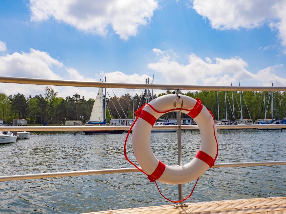 ペーネミュンデ Hausboote Mitten Im Naturschutzgebiet Auf Usedomヴィラ エクステリア 写真
